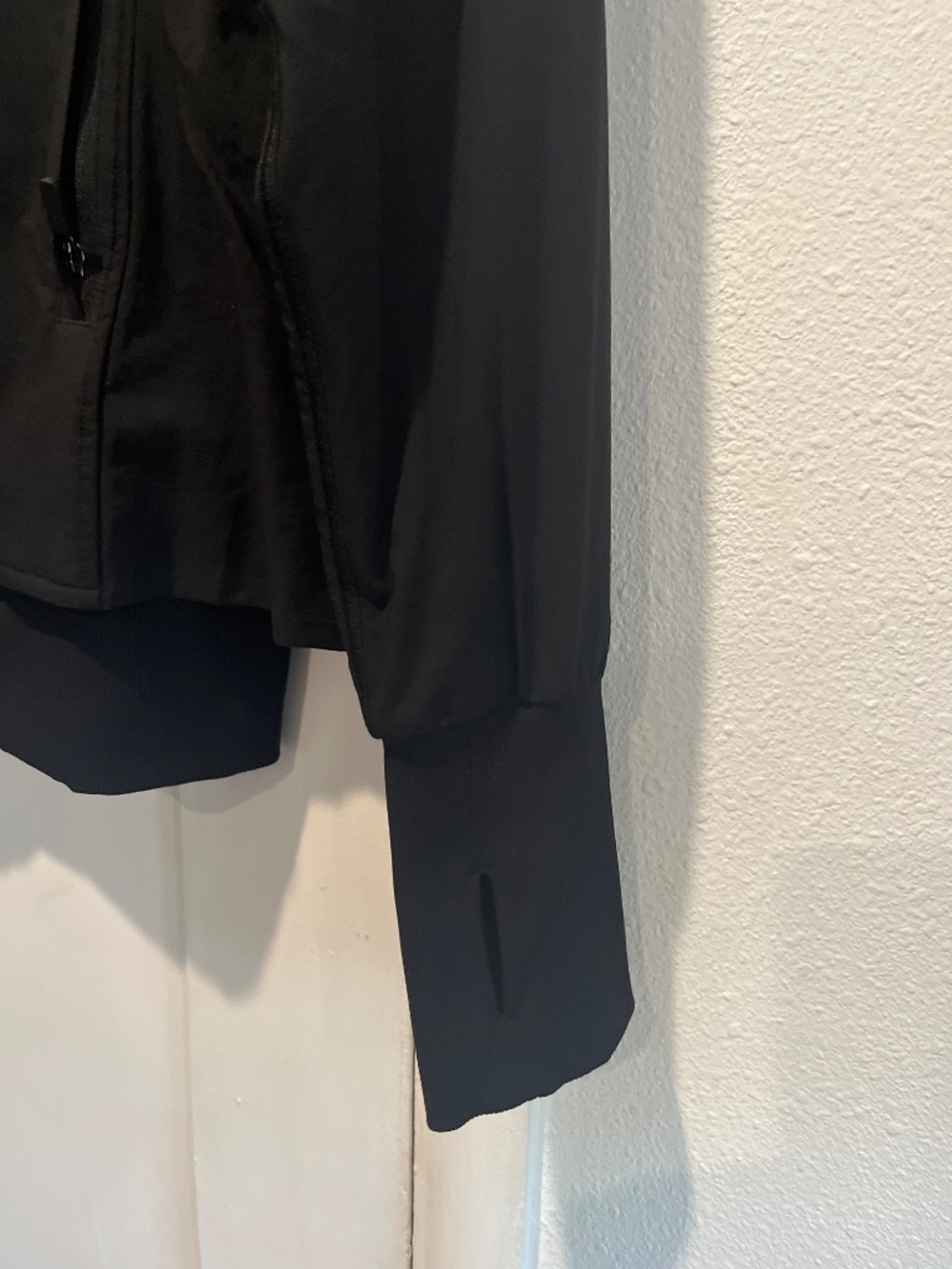 Lululemon Jacket - Picture 5 of 5